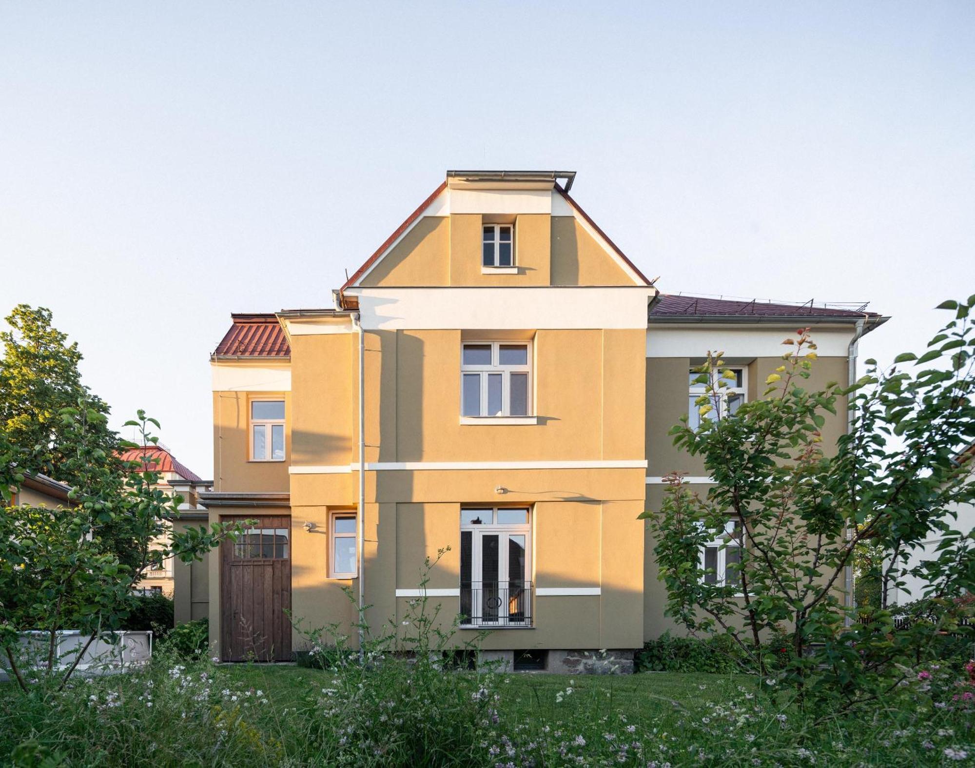 Vila Nmnm Нове-Место-на-Мораве Экстерьер фото